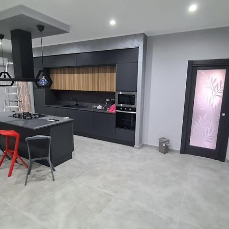 Casa Veneziano Bed & Breakfast เมสซีนา ภายนอก รูปภาพ