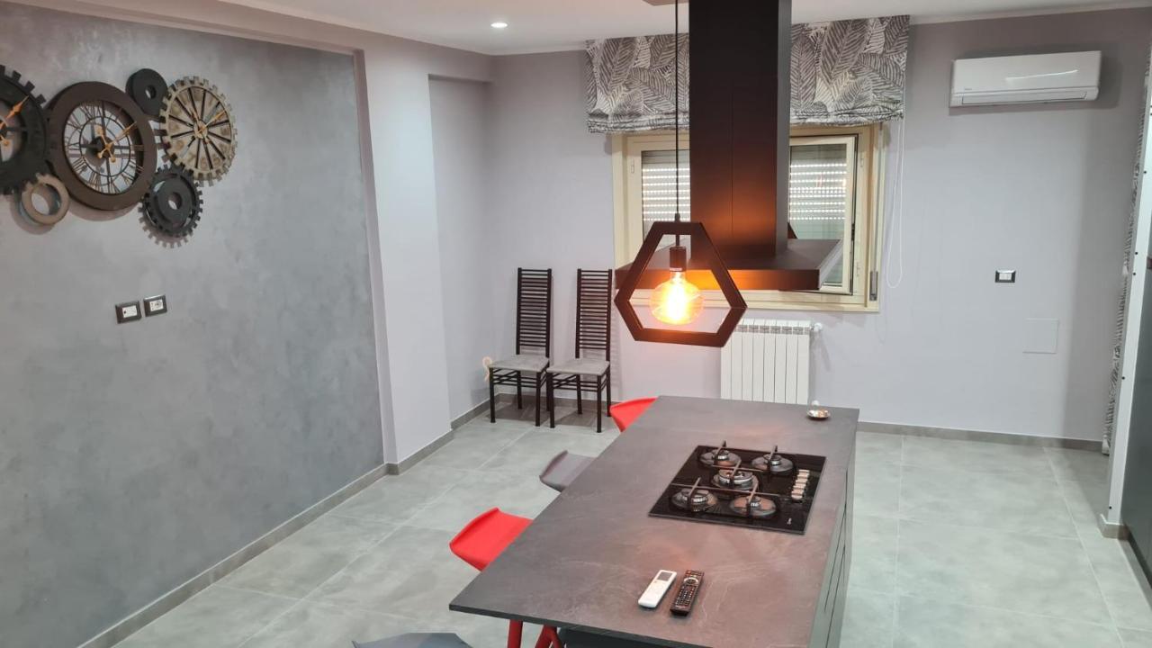 Casa Veneziano Bed & Breakfast เมสซีนา ภายนอก รูปภาพ