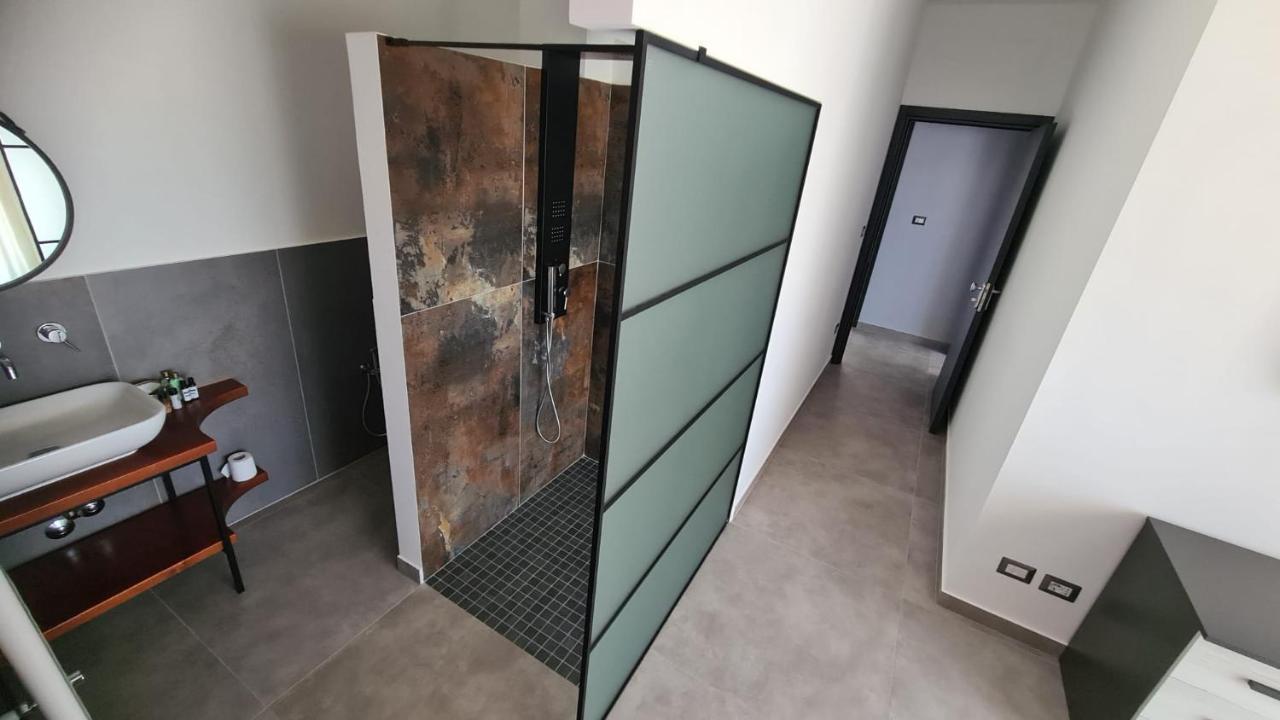 Casa Veneziano Bed & Breakfast เมสซีนา ภายนอก รูปภาพ
