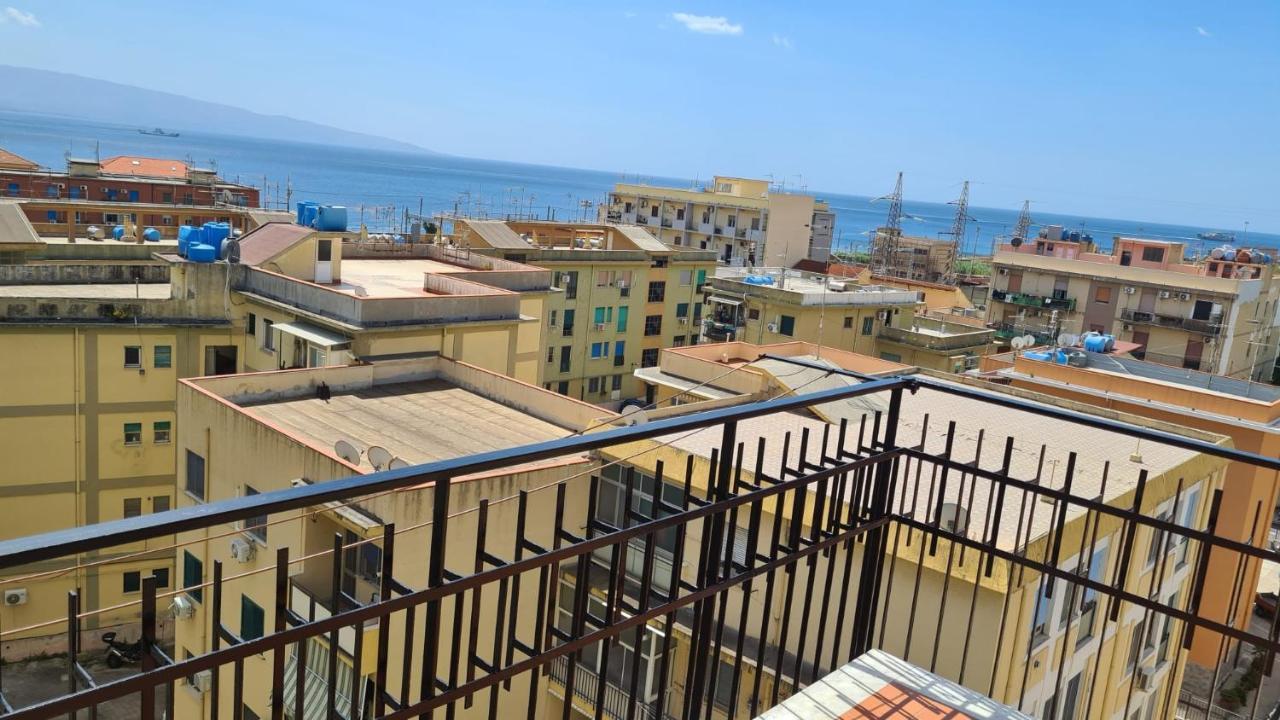Casa Veneziano Bed & Breakfast เมสซีนา ภายนอก รูปภาพ